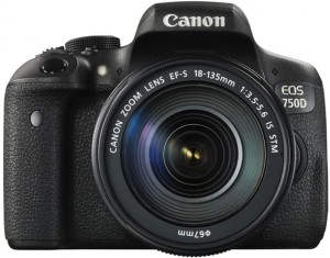 Canon EOS 750D 18-135mm IS STM