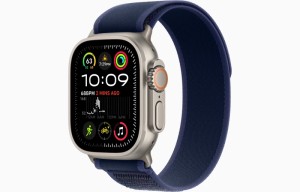 Умные часы Apple Watch Ultra 2 49 мм (2024) Natural Case with Trail Loop (49mm, Blue M/L, M/L)