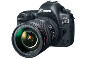 Зеркальный фотоаппарат Canon EOS 5D Mark IV Kit EF 24-105mm f/4L IS II USM