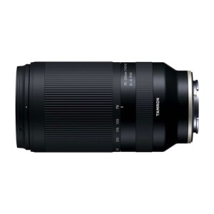 Объектив Tamron 70-300mm f/4.5-6.3 Di III RXD Sony E