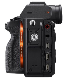 Беззеркальный фотоаппарат Sony Alpha 7R IVA Body ILCE-7RM4A