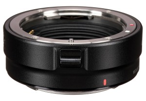 Беззеркальный фотоаппарат Canon EOS R6 Mark II Body + Canon Mount Adapter EF-EOS R