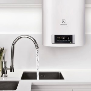 Водонагреватель Electrolux EWH 80 Formax DL