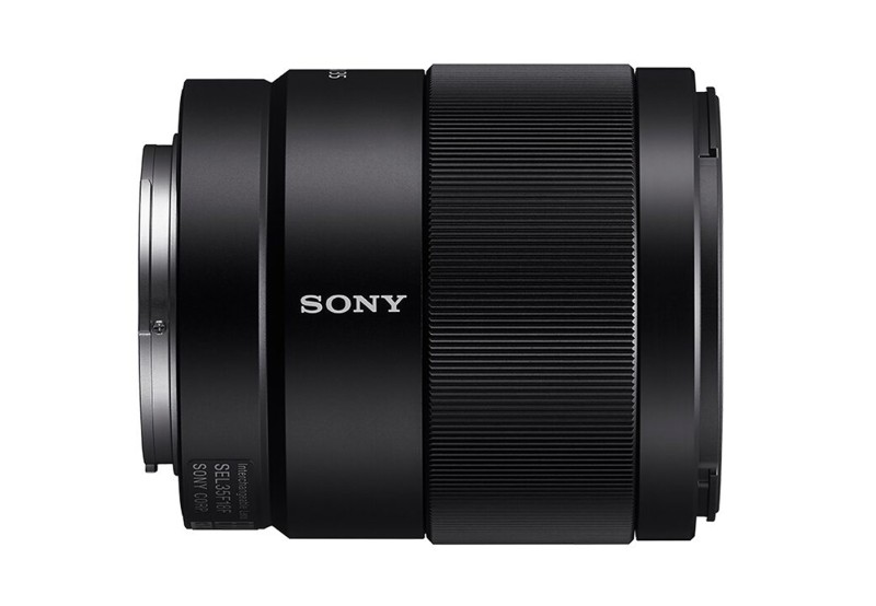 Объектив Sony FE 35mm F1.8