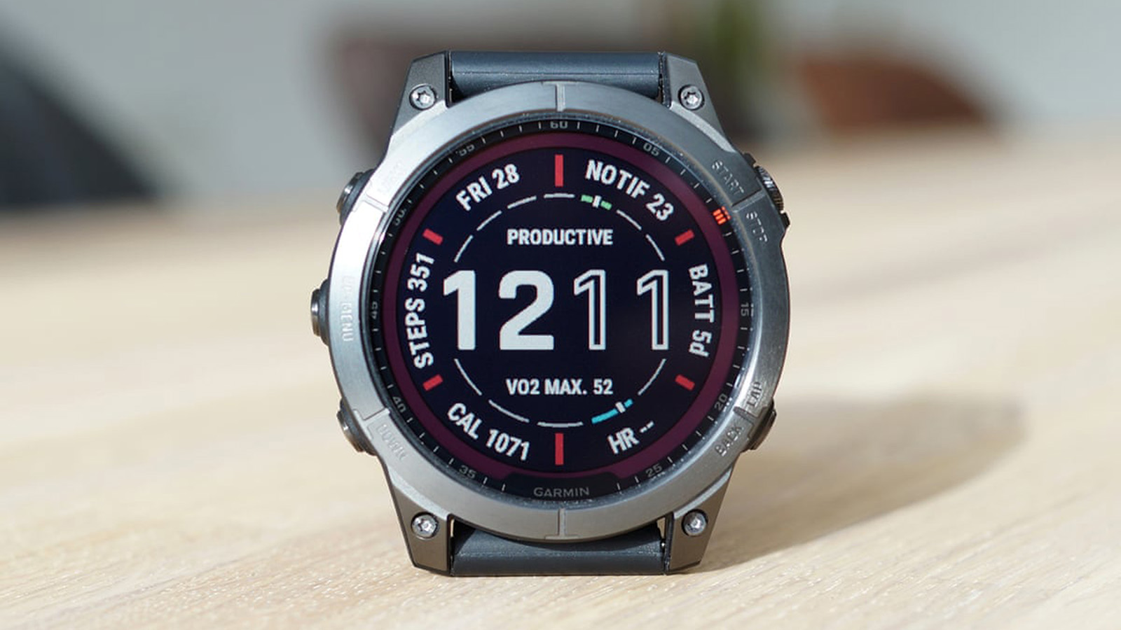 Экран Garmin Fenix 7