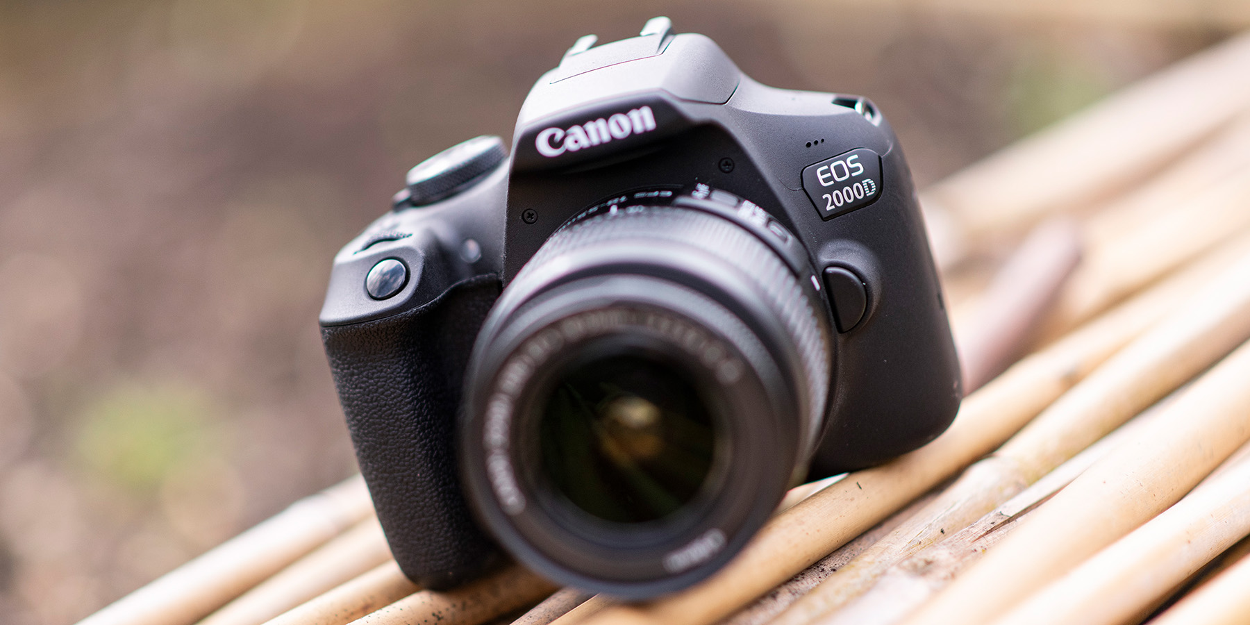 Canon EOS 2000D