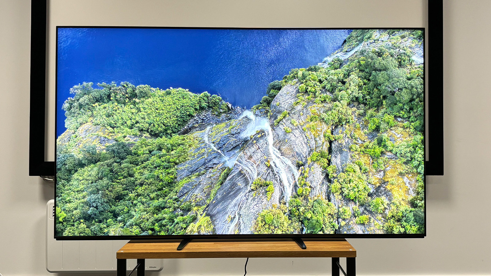 Картинка у Sony Bravia 9 действительно радует. Фото: whathifi.com Картинка у Sony Bravia 9 действительно радует.
