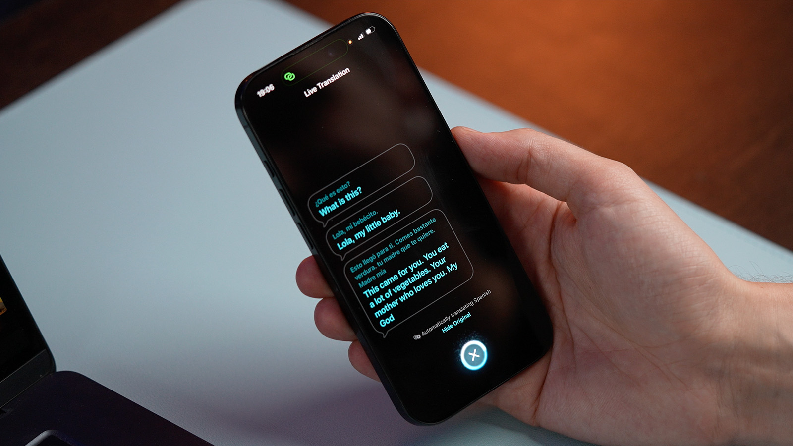 Процесс перевода можно видеть прямо в приложении на телефоне Процесс перевода можно видеть прямо в приложении на телефоне