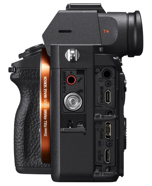 Беззеркальный фотоаппарат Sony Alpha 7R III Body ILCE-7RM3