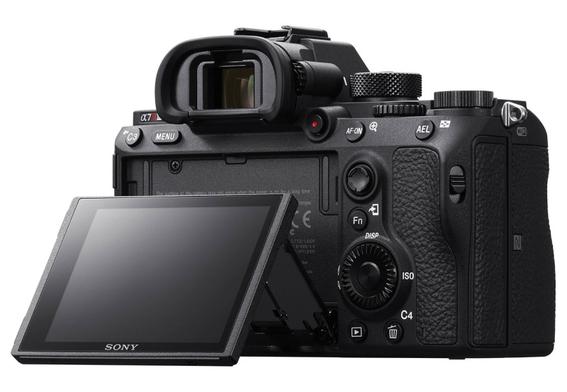 Беззеркальный фотоаппарат Sony Alpha 7R III Body ILCE-7RM3
