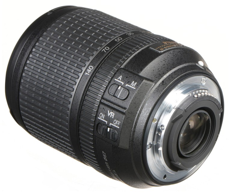 Объектив Nikon AF-S DX NIKKOR 18-140mm f/3.5-5.6G ED VR