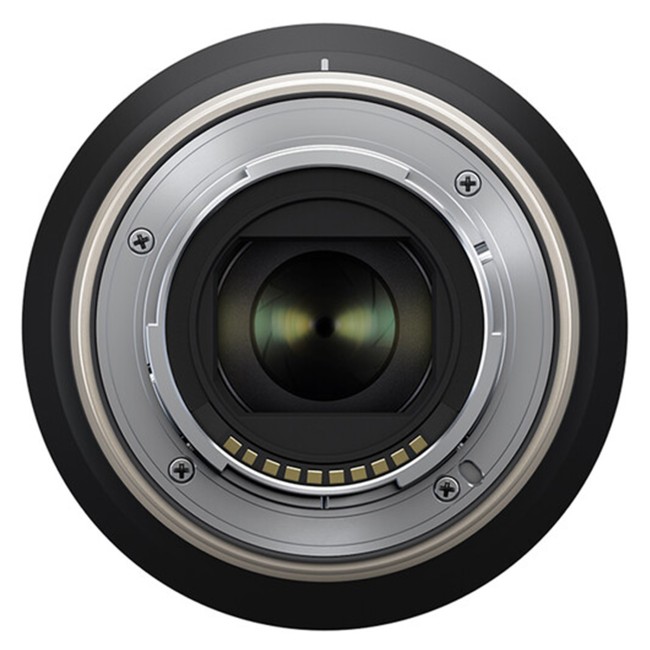 Объектив Tamron 17-70mm F/2.8 Di III-A VC RXD (B070) for Fujifilm X