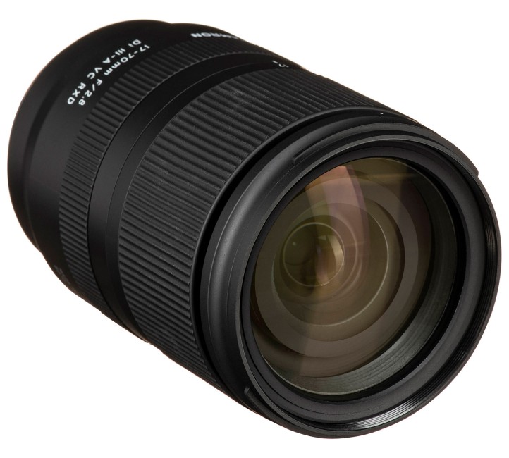 Объектив Tamron 17-70mm F/2.8 Di III-A VC RXD (B070) for Fujifilm X