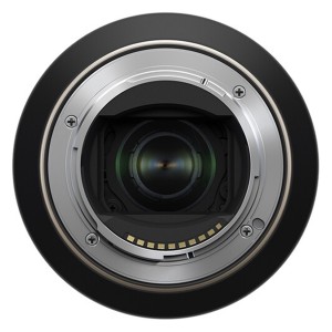 Объектив Tamron 70-300mm F/4.5-6.3 Di III RXD (A047) for Sony E