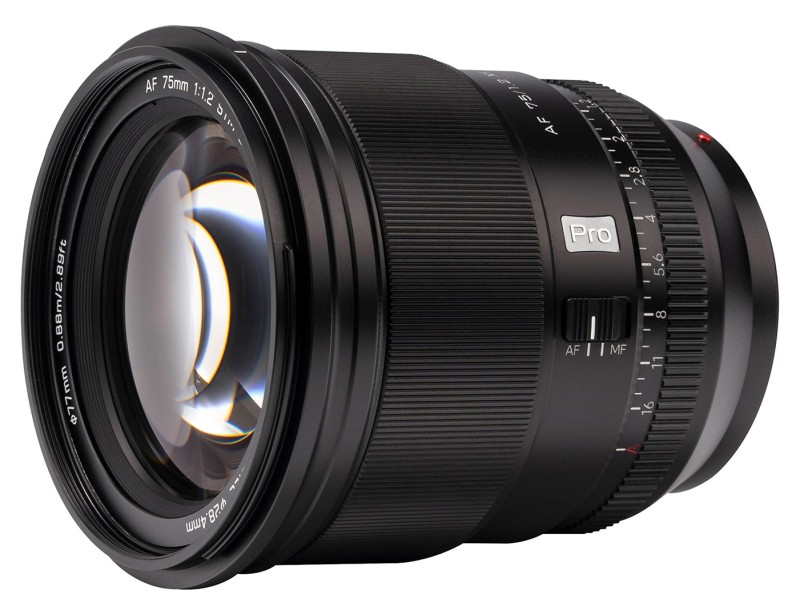 Объектив Viltrox AF 75mm F1.2 Pro APS-C for Fujifilm X (AF 75/1.2 Pro XF)