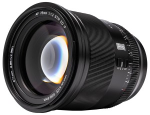 Объектив Viltrox AF 75mm F1.2 Pro APS-C for Fujifilm X (AF 75/1.2 Pro XF)