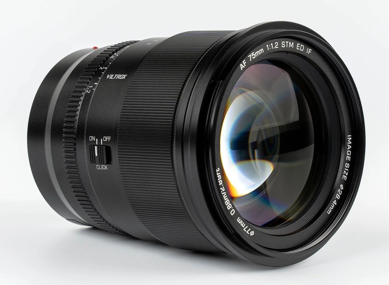 Объектив Viltrox AF 75mm F1.2 Pro APS-C for Sony E (AF 75/1.2 Pro E)