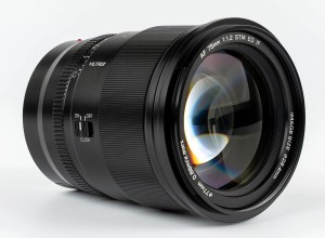 Объектив Viltrox AF 75mm F1.2 Pro APS-C for Sony E (AF 75/1.2 Pro E)