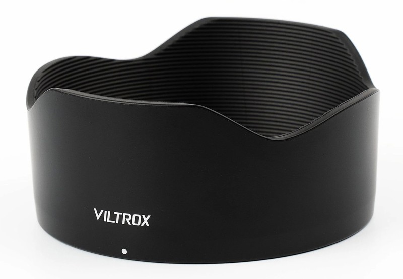 Объектив Viltrox AF 75mm F1.2 Pro APS-C for Sony E (AF 75/1.2 Pro E)