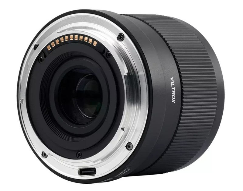 Объектив Viltrox AF 56mm F1.7 Air APS-C for Fujifilm X (AF 56/1.7 XF)